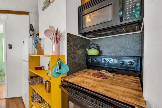 4418 Palm St, House other with 2 bedrooms, 1 bathrooms and null parking in Freeport TX | Image 18