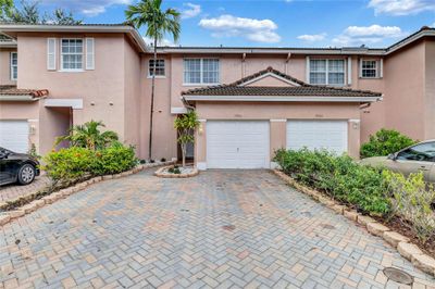 3990 - 3990 Nw 90th Way, Townhouse with 3 bedrooms, 2 bathrooms and null parking in Sunrise FL | Image 2