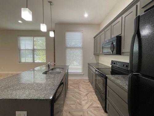 apt-202-622 Hemphill St, Fort Worth, TX, 76104-3178 | Card Image