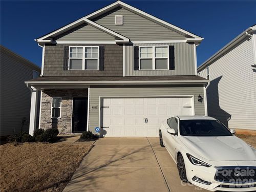 4112 Stoney Creek Ln, Charlotte, NC, 28201 | Card Image
