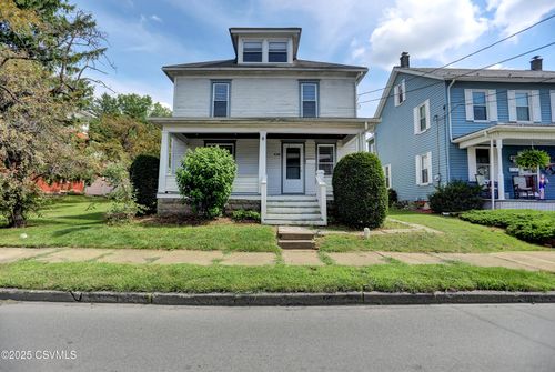 428 E Main St, Middleburg, PA, 17842-1216 | Card Image