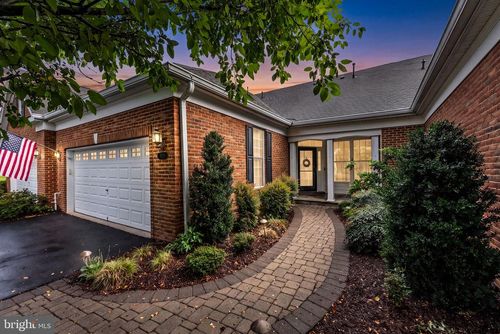 5219 Armour Ct, HAYMARKET, VA, 20169-3177 | Card Image