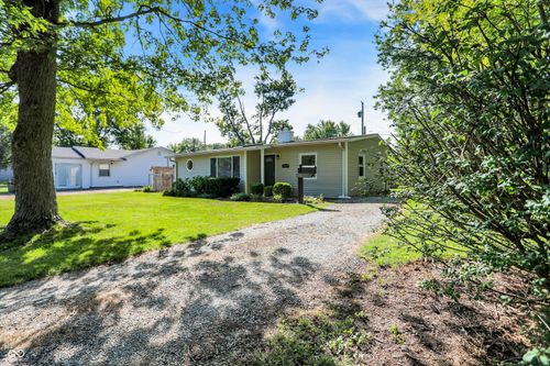 131 Bel Aire Dr, Whiteland, IN, 46184-1321 | Card Image