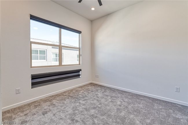 639 Grey Saker St, Townhouse with 4 bedrooms, 4 bathrooms and null parking in Las Vegas NV | Image 36