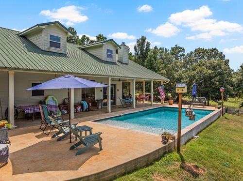 140 County Road 2242, Daingerfield, TX, 75638-6374 | Card Image