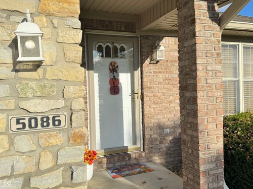 5086 Memphis Ct, Columbus, IN, 47203-3370 | Card Image