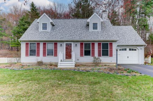270 Schodack Dr, Castleton-on-Hudson, NY, 12033-3020 | Card Image