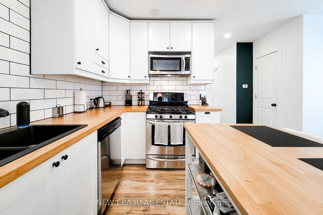 18 Ellis Ave, House other with 2 bedrooms, 2 bathrooms and 1 parking in Hamilton ON | Image 18