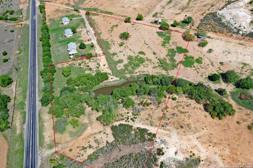 0 E Hondo Ave, Devine, TX, 78016 | Card Image