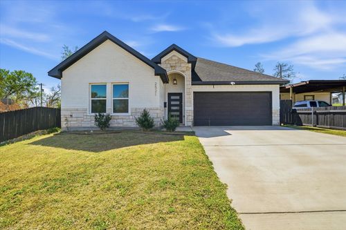 2521 Nw 20th St, Fort Worth, TX, 76106-6615 | Card Image