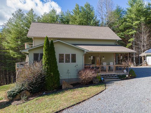 2257 Trout Cove Rd, Brasstown, NC, 28902-8652 | Card Image