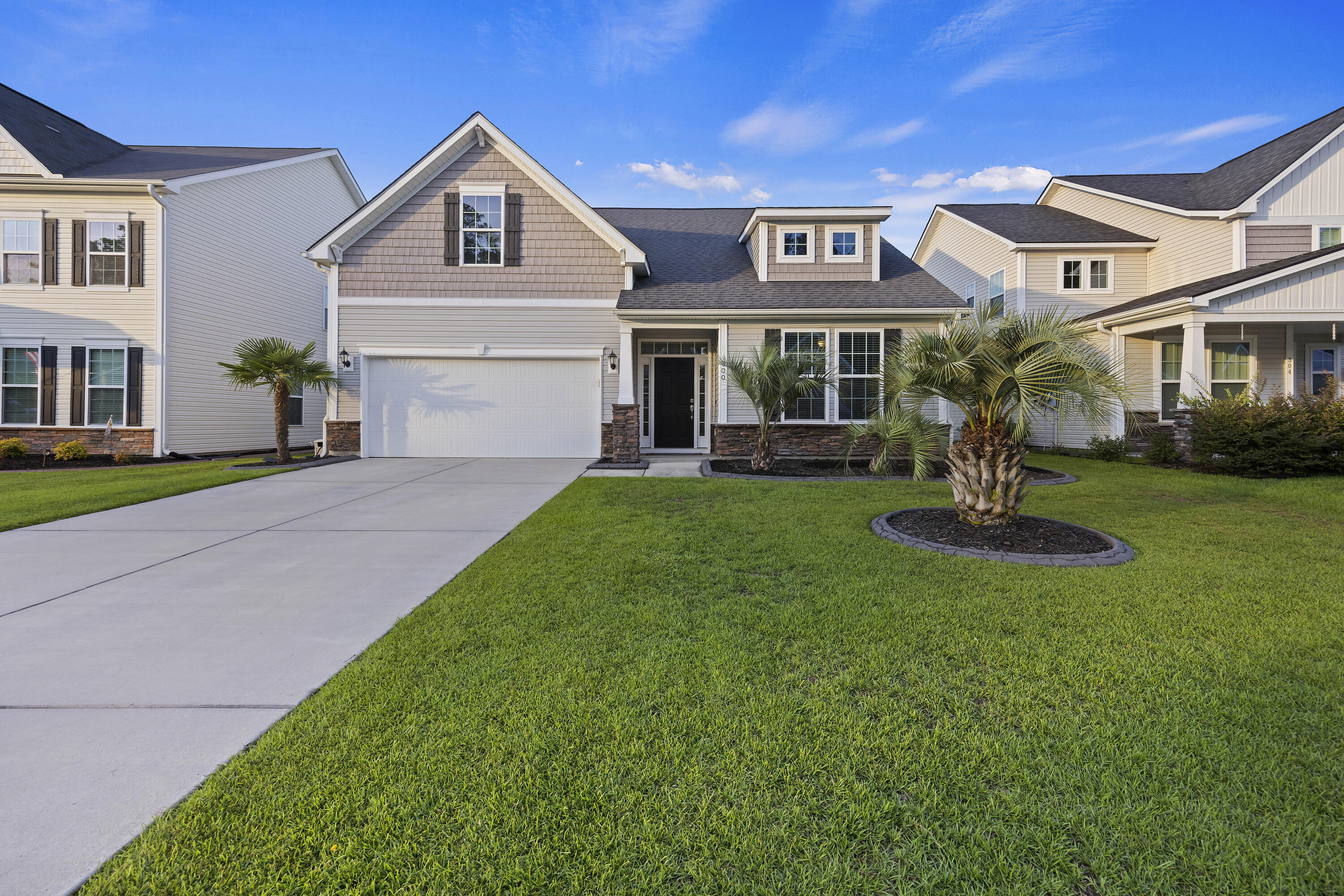 Spectrum Rd, Summerville, SC 29486
