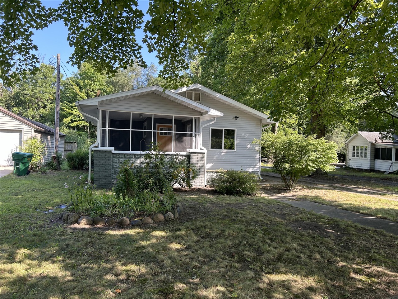 Spruce St, Dowagiac, MI 49047