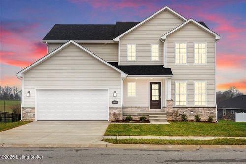 605 Ashwood Ave, Elizabethtown, KY, 42701-4910 | Card Image