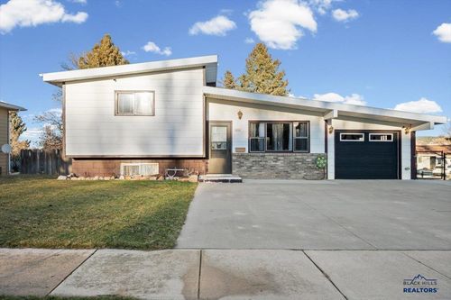 1414 W Jackson Blvd, Spearfish, SD, 57783-1612 | Card Image