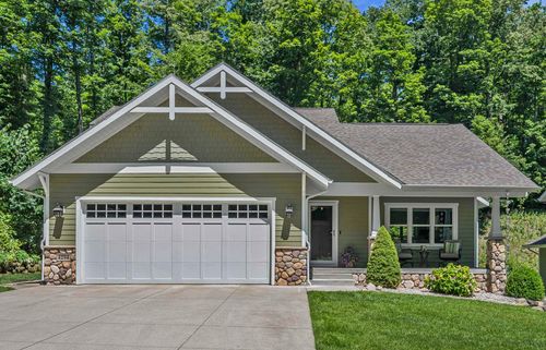 4294 Eagle Vale, Traverse City, MI, 49684-7087 | Card Image
