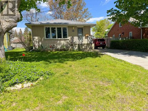 21 Clarence St, Aylmer, ON, N5H1T6 | Card Image