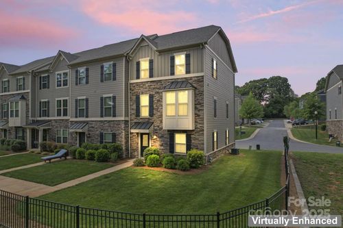 3003 Salix Bend Dr, Charlotte, NC, 28205-6081 | Card Image