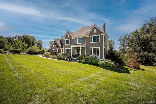 31 Stone Hollow Dr, Brewster, NY, 10509-2678 | Card Image