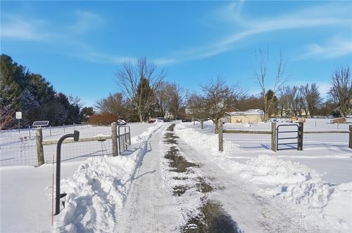 2752 Harlan Rd, Waynesville, OH, 45068-8768 | Card Image