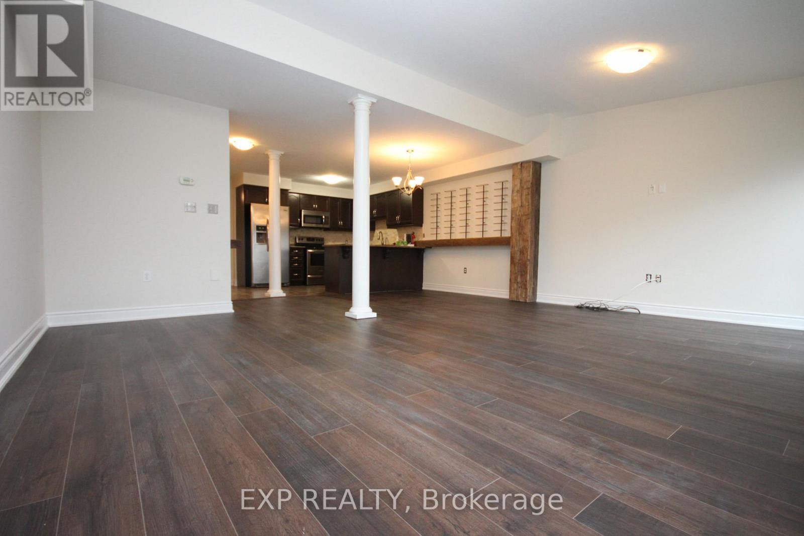 Residential in Hamilton 4