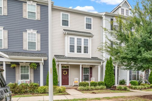 6425 Giddings St, Raleigh, NC, 27616-6685 | Card Image