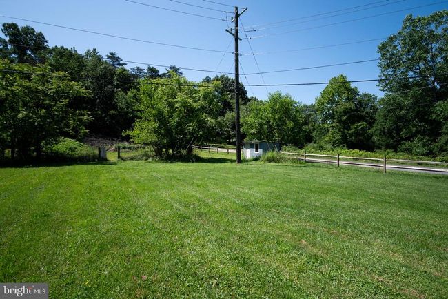2450 Happy Creek Rd, House other with 3 bedrooms, 2 bathrooms and null parking in FRONT ROYAL VA | Image 11