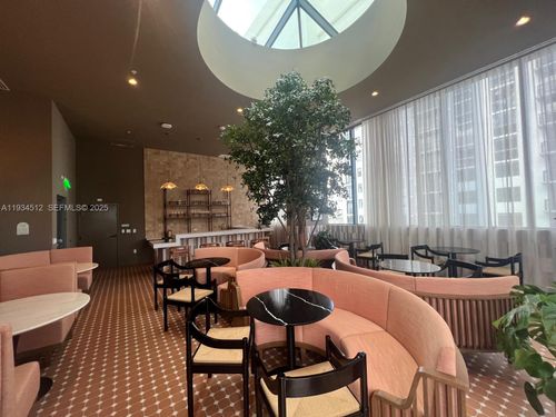 2501-11 Ne 6th St, Miami, FL, 33132 | Card Image