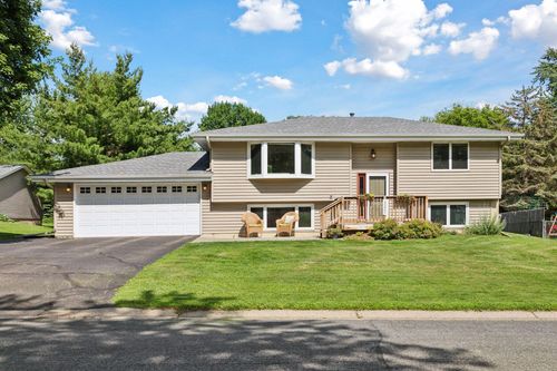 3320 Heritage Ln, Eagan, MN, 55121-1712 | Card Image