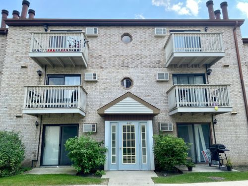 apt-3b-442 E Osage Ln, Palatine, IL, 60074-1182 | Card Image