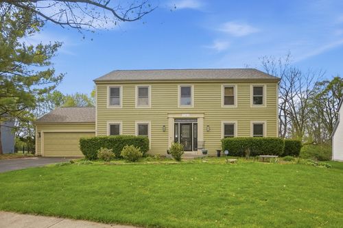 7567 Tenbury Dr, Dublin, OH, 43017-7622 | Card Image