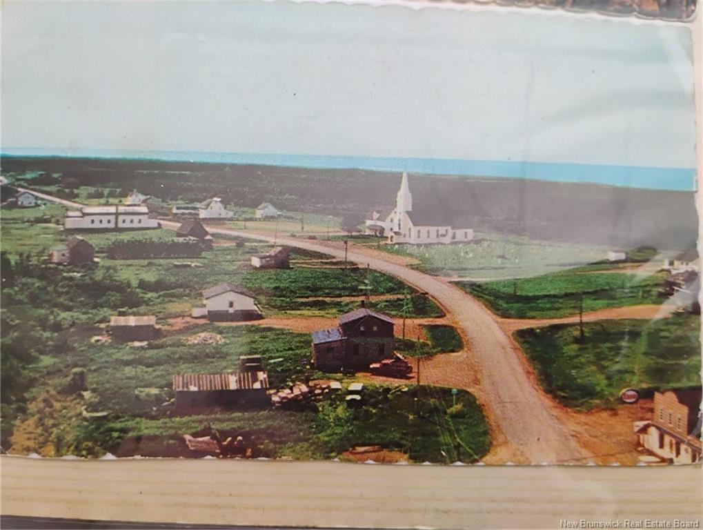 Land in Miscou 3