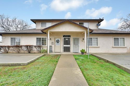 1633 Starr Dr, Yuba City, CA, 95993-2634 | Card Image