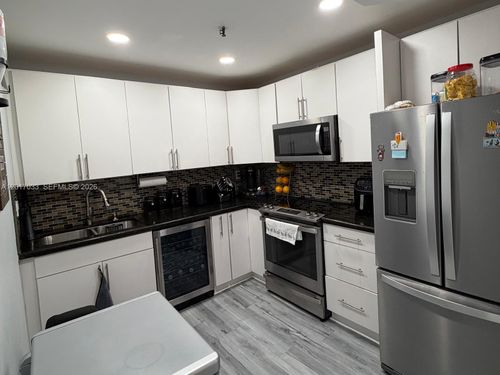 107-201 180th Dr, Sunny Isles Beach, FL, 33160 | Card Image