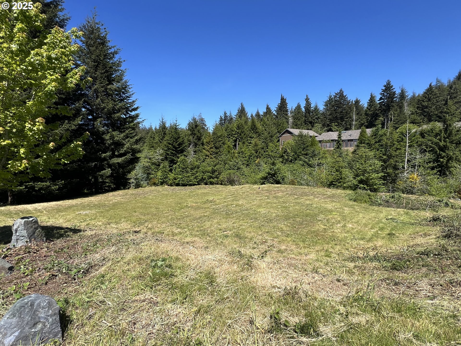 Land in CoosBay