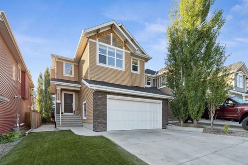 453 River Heights Dr, Cochrane, AB, T4C0J3 | Card Image