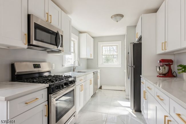 1427 Myrtle Ave, House other with 3 bedrooms, 2 bathrooms and null parking in Plainfield NJ | Image 8