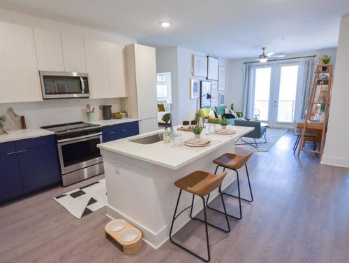 unit-200-2312-4255 Suwanee Dam Rd, Suwanee, GA, 30024-7779 | Card Image