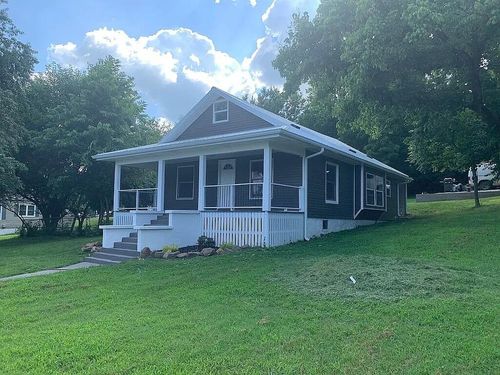 106 Mountain St Street, Cassville, MO, 65625 | Card Image