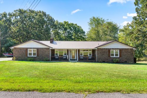 550 Lakeview Cir, Tennessee Ridge, TN, 37178-5108 | Card Image