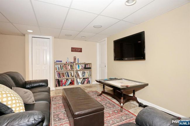 37 Osborne Ct, House other with 4 bedrooms, 3 bathrooms and null parking in Mahwah NJ | Image 35