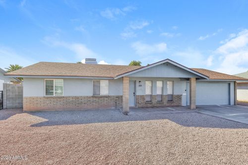 305 W Ivyglen St, Mesa, AZ, 85201-2216 | Card Image
