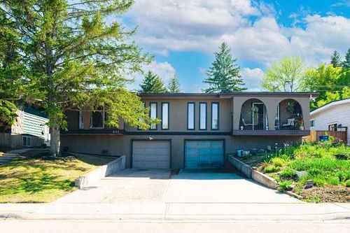 801 Canfield Way Sw, Calgary, AB, T3W1K4 | Card Image