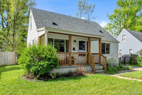 1677 Pearson St, Ferndale, MI, 48220-3134 | Card Image