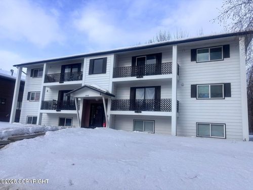 1-1916 Beaver Pl, Anchorage, AK, 99504-2578 | Card Image