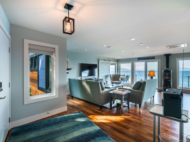 1380 Reef Rd, House other with 2 bedrooms, 4 bathrooms and 6 parking in Nanoose Bay BC | Image 14