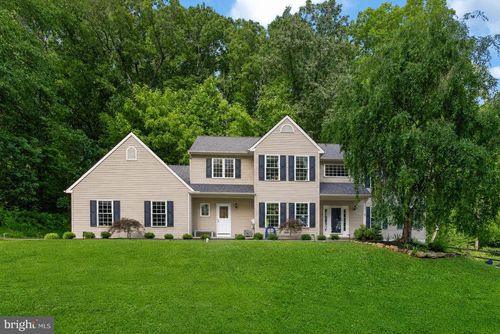 6 Fox Chase, GLENMOORE, PA, 19343-9540 | Card Image