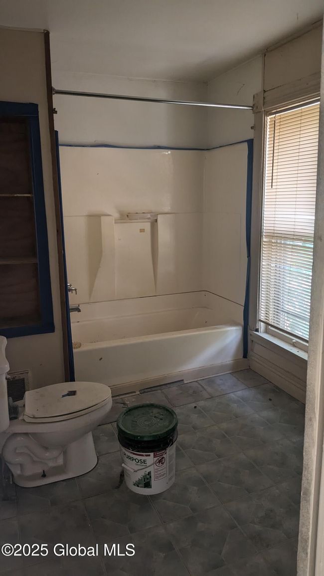 295 N Main St, Home with 6 bedrooms, 2 bathrooms and 2 parking in Gloversville NY | Image 9