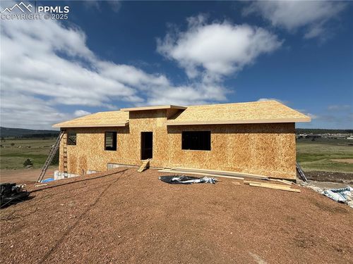 49 Westpoint Cir, Florissant, CO, 80816-8104 | Card Image