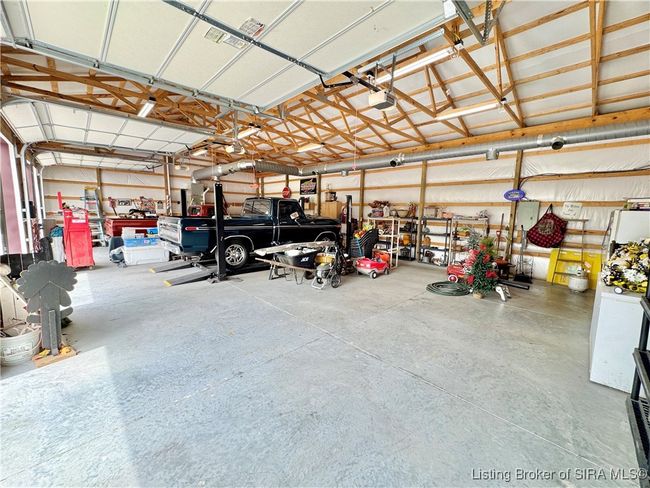 3 Car Garage | Image 27